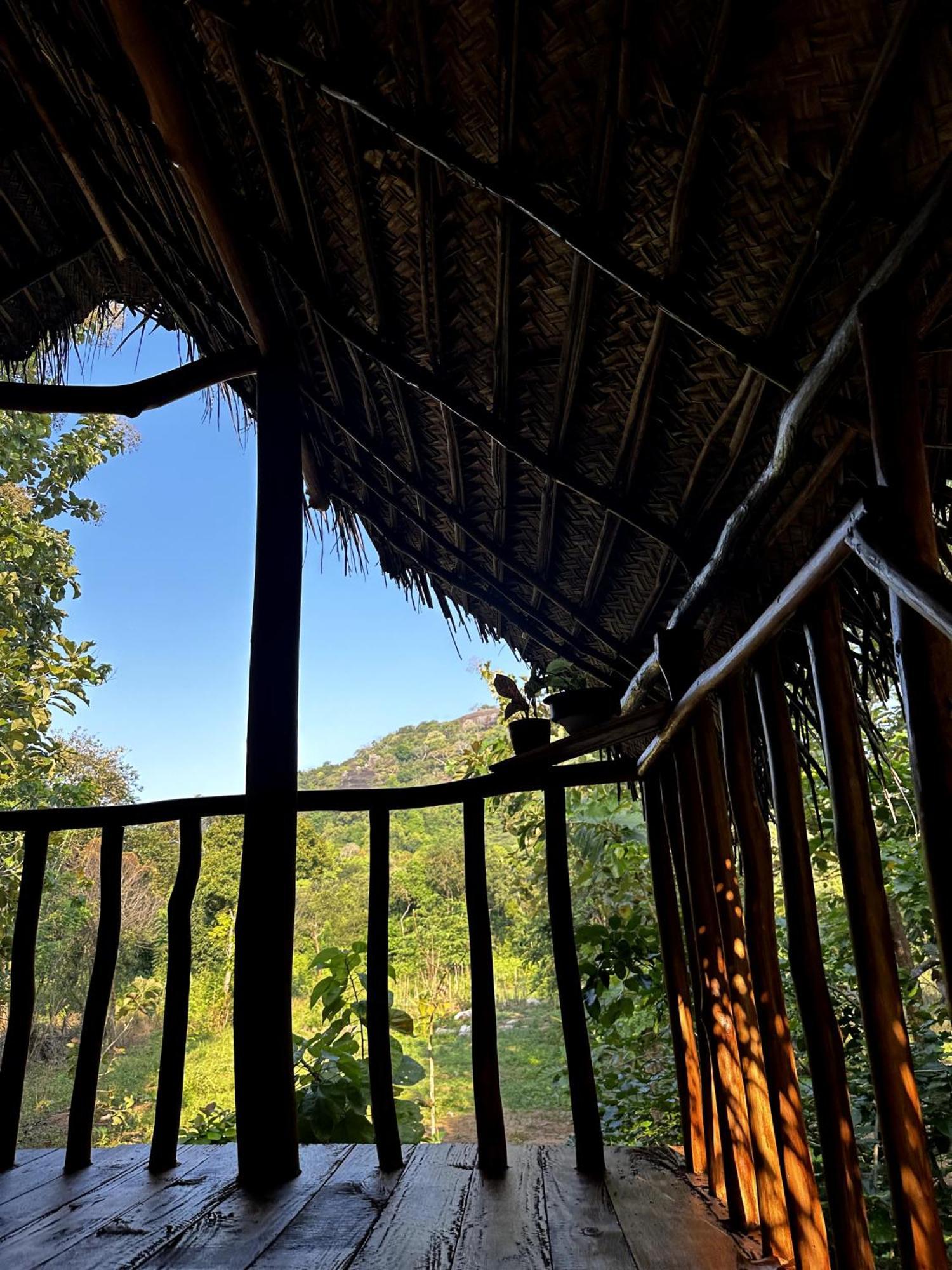 Ferienwohnung Pidurangala View Treehouse Sigiriya Exterior foto